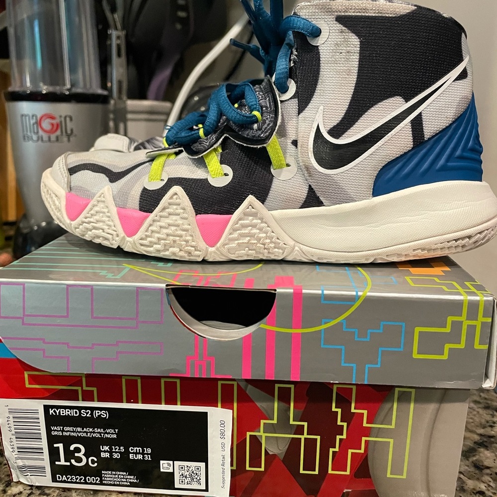 Nike Kybrid S2 (Kylie Irving)